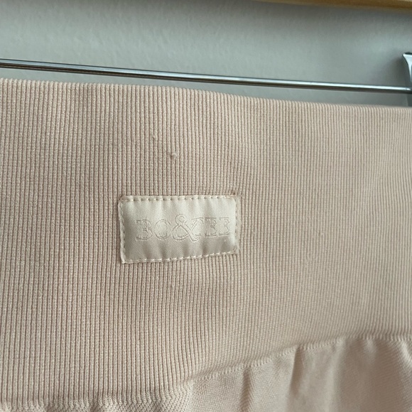 🦋3/$50 Bo + Tee Seamless Light Pink Shorts - Picture 3 of 3